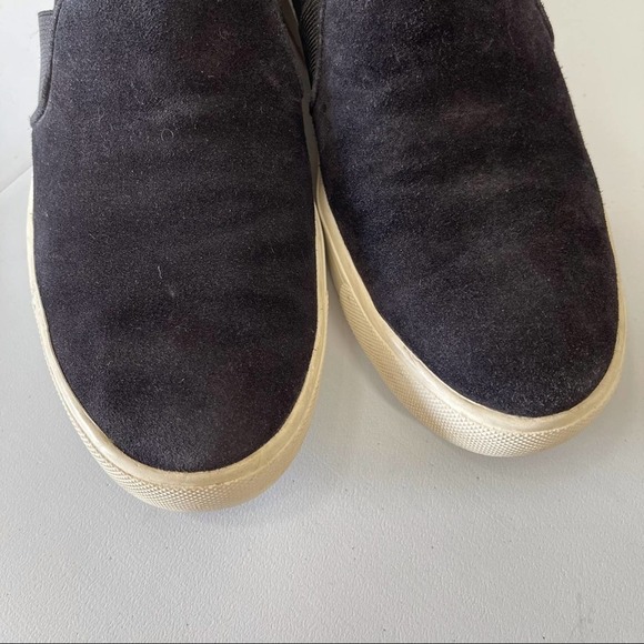 VINCE Slip On Shoes - Picture 4 of 6